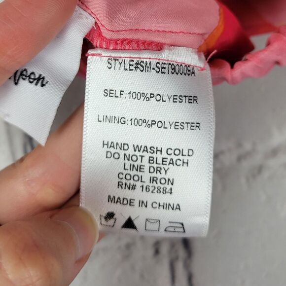 Sky to Moon Hot pink bungalow glow straight neck crop top midi maxi skirt set - Picture 9 of 12